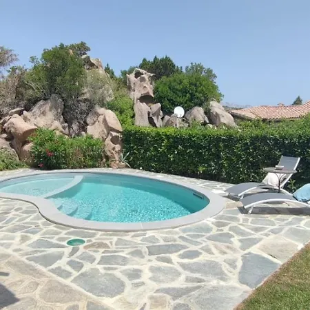 Casa Punta Molara Vakantiehuis Monte Petrosu